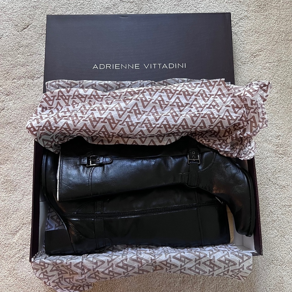 Adrienne Vittadini | HERO Boot sz 9 BNIB